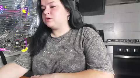 Snapshot of linasexy777 chatting on 09/15/25, 06:46 Lina online show from 09/15/25, 06:46