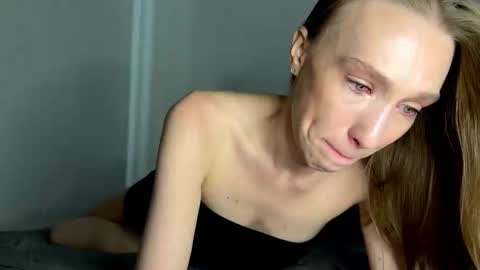 Snapshot of linaspicee chatting on 02/10/26, 07:12 Lina online show from 02/10/26, 07:12