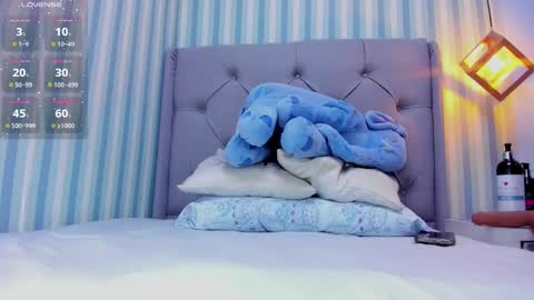 L I N A  online show from 01/30/25, 03:55