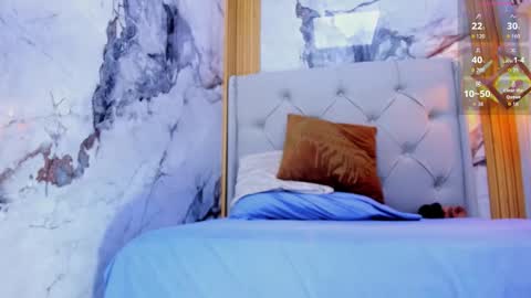 L I N A  online show from 11/22/25, 04:33