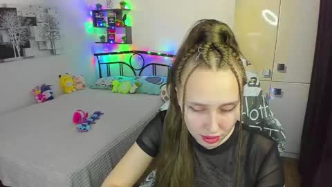 Snapshot of linatruly chatting on 04/17/26, 08:56 Lina online show from 04/17/26, 08:56