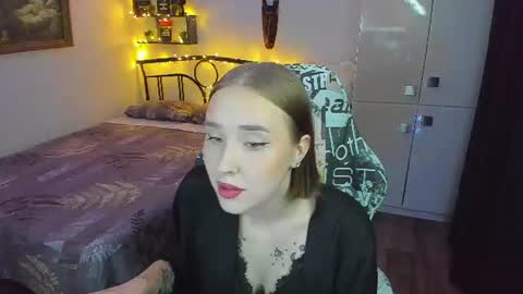 Snapshot of linatruly chatting on 06/25/26, 09:41 Lina online show from 06/25/26, 09:41
