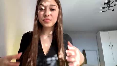 Snapshot of linchamlee chatting on 09/14/25, 11:20 Elin online show from 09/14/25, 11:20