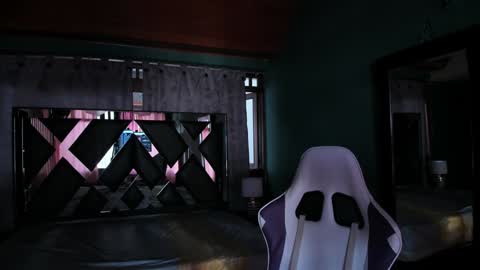  Linda  online show from 02/01/25, 09:19