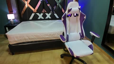  Linda  online show from 02/03/25, 06:07