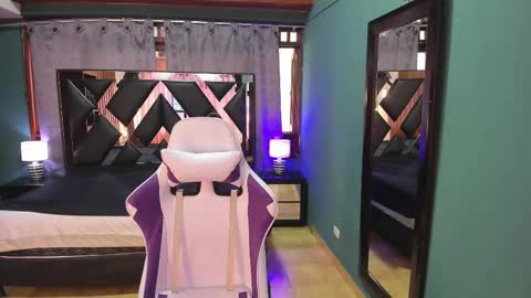  Linda  online show from 02/25/25, 06:09