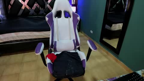  Linda  online show from 03/02/25, 07:23