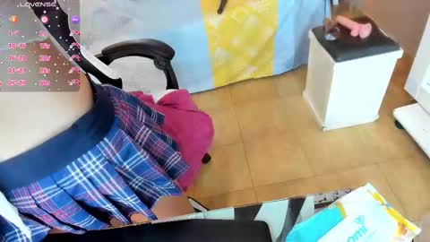  Linda  online show from 09/30/25, 06:57