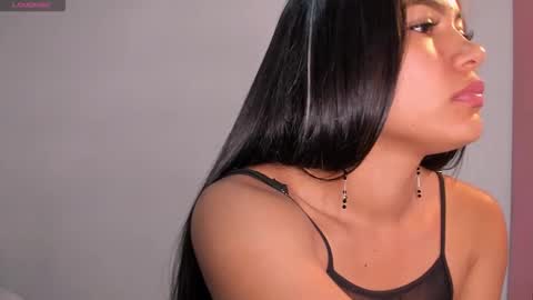 Snapshot of linda_alana chatting on 02/03/26, 02:53 Alana online show from 02/03/26, 02:53