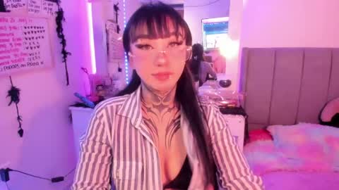 Snapshot of linda_milleer_ chatting on 04/21/26, 11:05 Lindaa maria online show from 04/21/26, 11:05