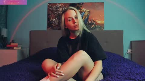 Linda online show from 02/04/25, 03:26