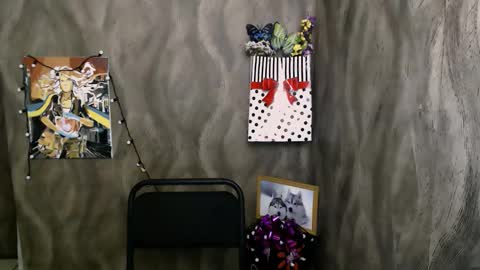 Snapshot of linda_s_ chatting on 09/30/25, 10:09 Linda online show from 09/30/25, 10:09