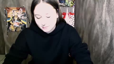 Snapshot of linda_s_ chatting on 10/01/25, 08:42 Linda online show from 10/01/25, 08:42