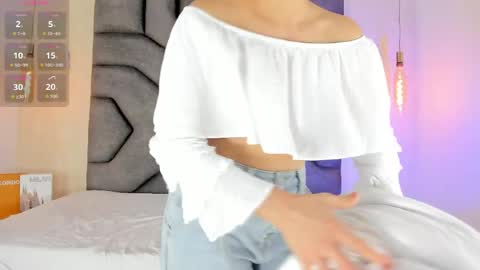 Snapshot of linda_saenz1 chatting on 06/06/26, 11:26 Linda Saenz online show from 06/06/26, 11:26