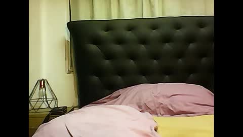 Snapshot of linda_sanchez chatting on 02/06/25, 05:14 linda online show from 02/06/25, 05:14