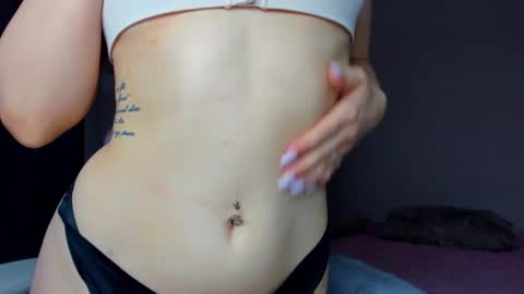 linda Mon Tue Thu Fri Sun Sa GMT 3 1000pm - 1700pm  online show from 01/07/25, 08:31