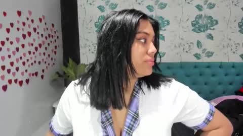 Snapshot of lindabreexlove chatting on 01/31/25, 03:22 online show from 01/31/25, 03:22