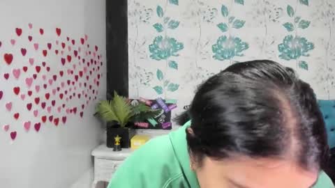 Snapshot of lindabreexlove chatting on 02/11/25, 03:40 online show from 02/11/25, 03:40