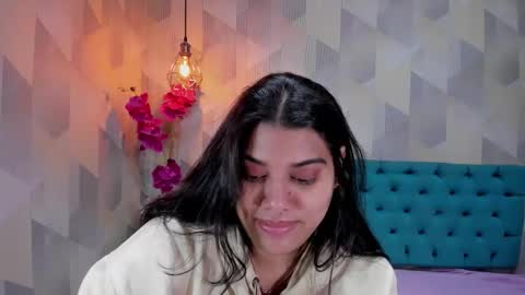 Snapshot of lindabreexlove chatting on 11/22/25, 02:49 online show from 11/22/25, 02:49