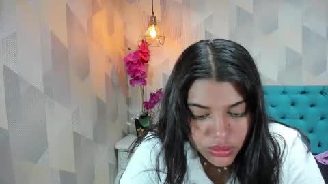 Snapshot of lindabreexlove chatting on 03/07/26, 05:21 online show from 03/07/26, 05:21