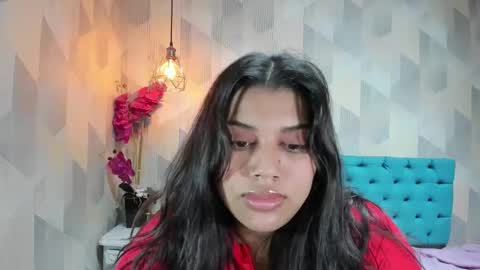 Snapshot of lindabreexlove chatting on 05/23/26, 04:44 online show from 05/23/26, 04:44