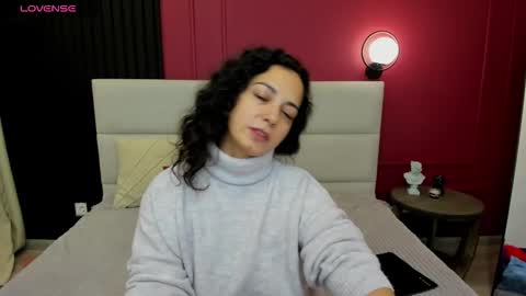 Linda online show from 10/10/25, 01:26