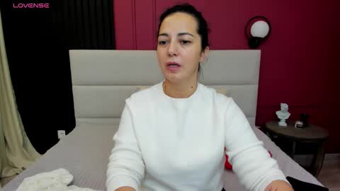 Linda online show from 10/11/25, 01:16