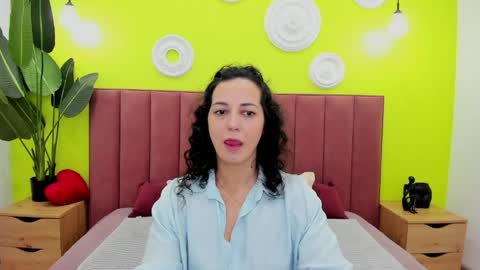 Linda online show from 05/13/26, 01:36
