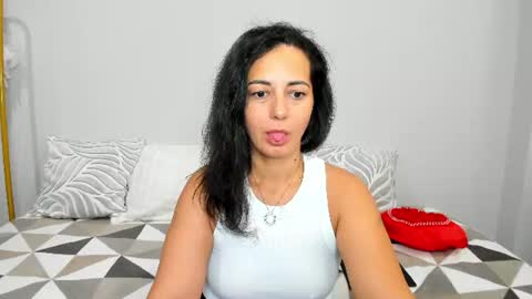 Linda online show from 06/21/26, 01:30