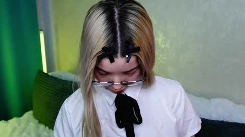 Linda online show from 05/02/26, 04:28