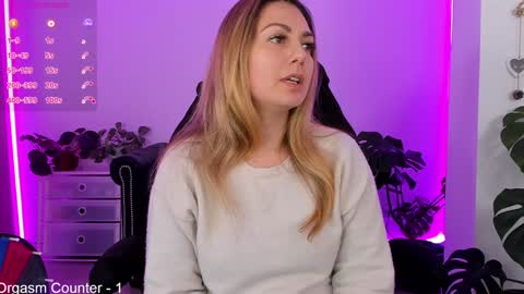 Linda  --  online show from 01/07/25, 09:25