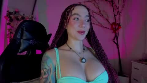 Snapshot of lindsay_khaleesi chatting on 04/28/26, 02:49 Lindsay online show from 04/28/26, 02:49