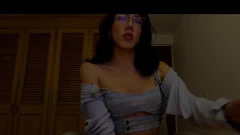 Snapshot of lindsaystonne chatting on 02/17/26, 08:11 Cami online show from 02/17/26, 08:11