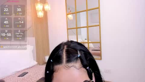   online show from 05/11/26, 08:06
