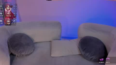 Snapshot of lindseycox chatting on 12/14/24, 11:45 Lin online show from 12/14/24, 11:45