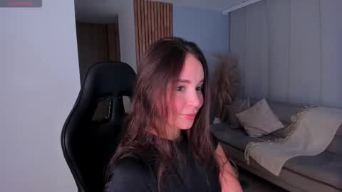 call me annie online show from 09/26/25, 01:31