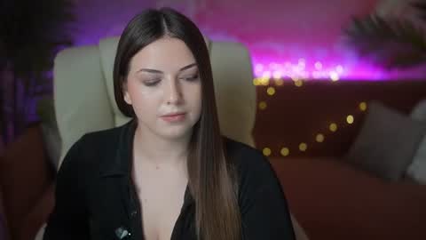 Lindsy online show from 06/21/26, 06:49