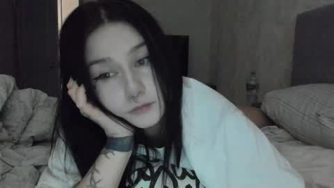 Lina online show from 03/04/26, 12:11