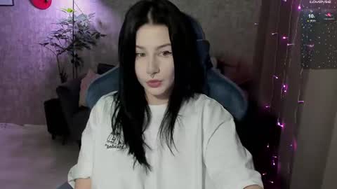 Snapshot of line_green chatting on 08/02/26, 05:28 Lina online show from 08/02/26, 05:28