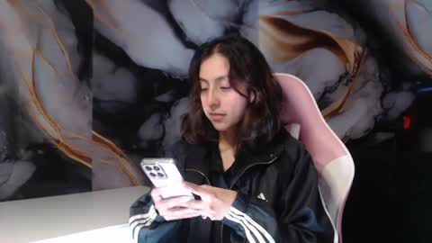 Snapshot of ling_ling24 chatting on 10/15/25, 03:06 ling ling24 online show from 10/15/25, 03:06