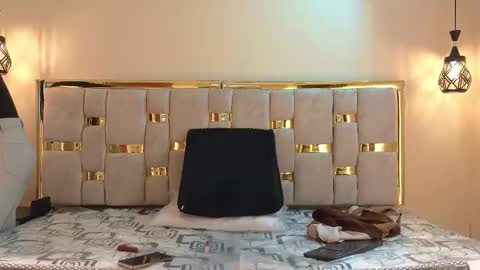 Snapshot of ling_ling24 chatting on 12/02/25, 03:12 ling ling24 online show from 12/02/25, 03:12