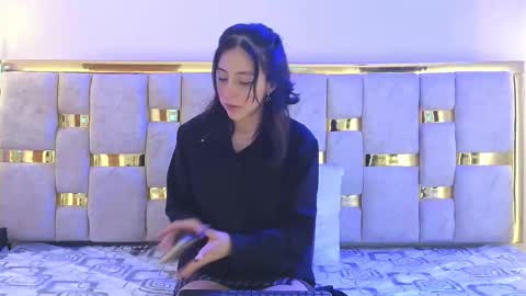 Snapshot of ling_ling24 chatting on 12/16/25, 03:22 ling ling24 online show from 12/16/25, 03:22