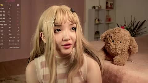 Linh -   online show from 05/17/26, 09:11