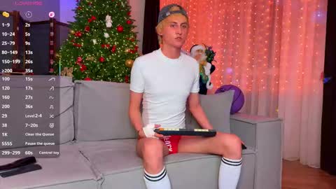 Snapshot of lionbitchkovsky chatting on 01/15/26, 05:16 lionbitchkovsky online show from 01/15/26, 05:16