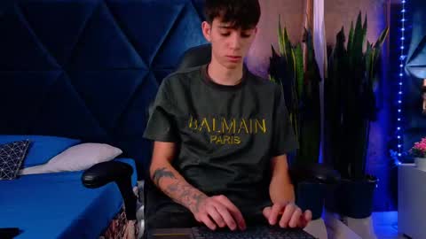 LION FOSTER online show from 10/23/25, 12:04