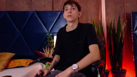 LION FOSTER online show from 12/13/25, 10:04