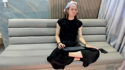 Snapshot of lior_evan chatting on 11/28/25, 11:35 Lior evan online show from 11/28/25, 11:35