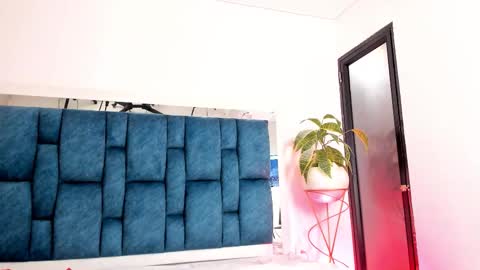 Snapshot of liorah_wolf chatting on 03/12/26, 08:04 Liorah wolf online show from 03/12/26, 08:04