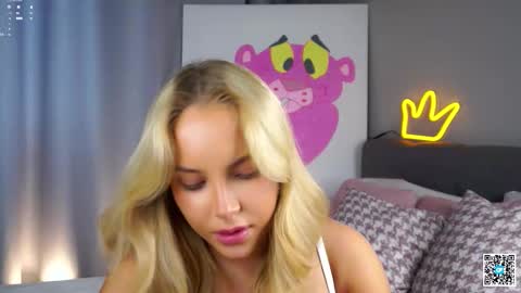 Snapshot of lipswithsmileonthem chatting on 10/08/25, 05:16 Amelia online show from 10/08/25, 05:16