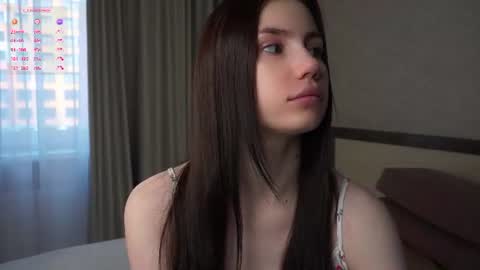 Snapshot of lipswithsmileonthem chatting on 06/21/26, 01:08 Amelia online show from 06/21/26, 01:08